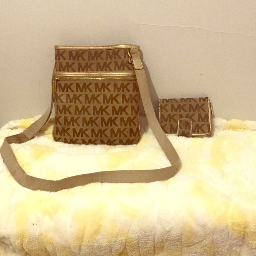 Michael Kors crossbody with wallet